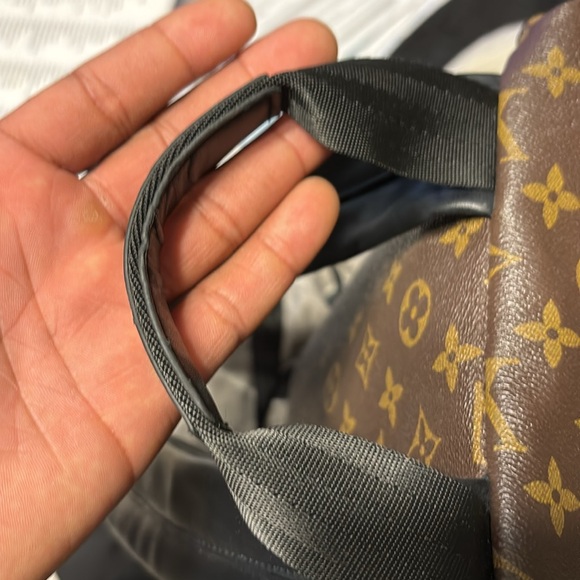 Louis Vuitton Monogram Discovery Backpack - Picture 16 of 17